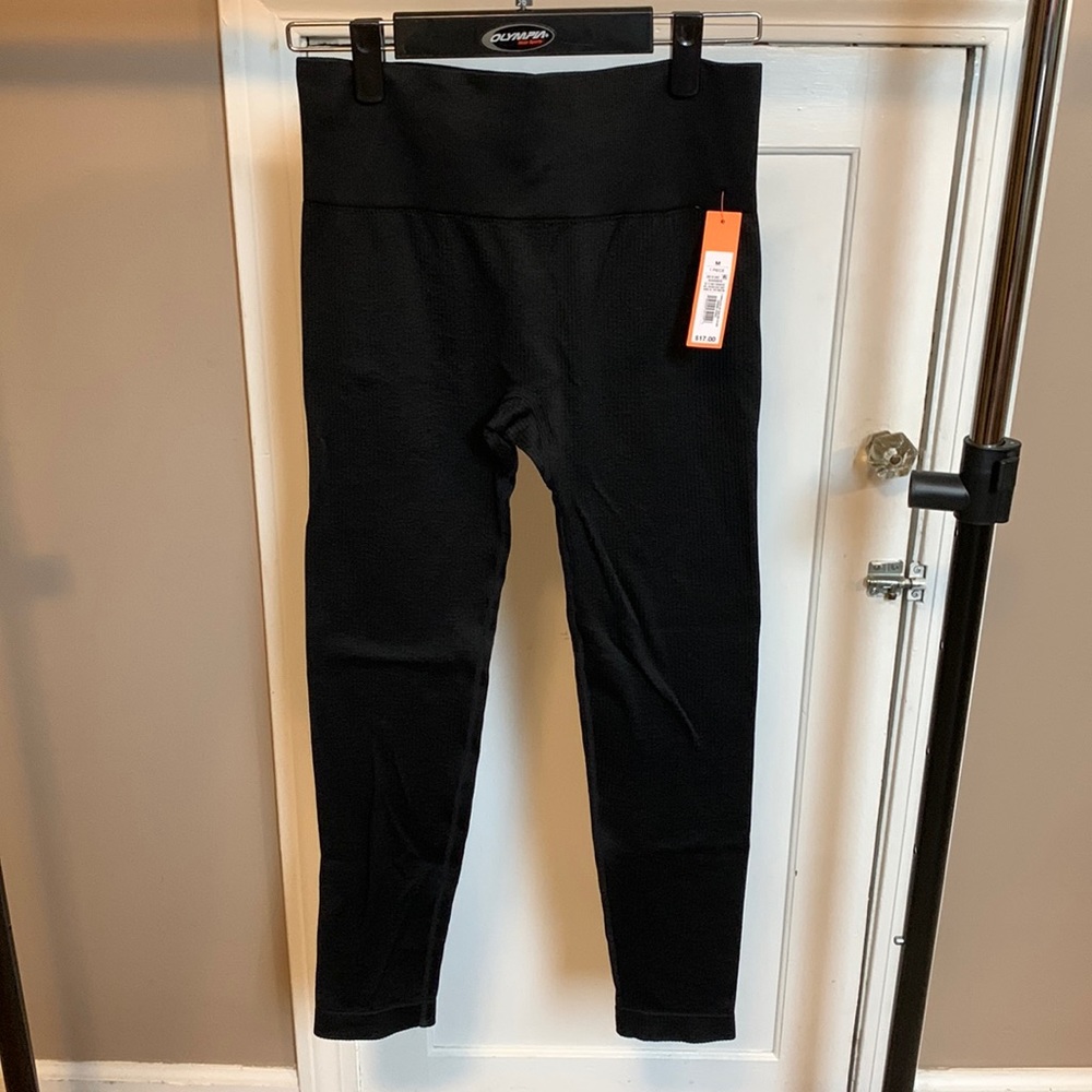 Colsie Leggings // Size M